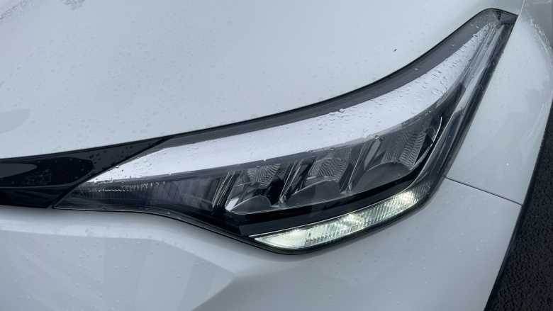 Toyota C-HR 1.8 Hybrid Icon 5dr CVT Hybrid Hatchback